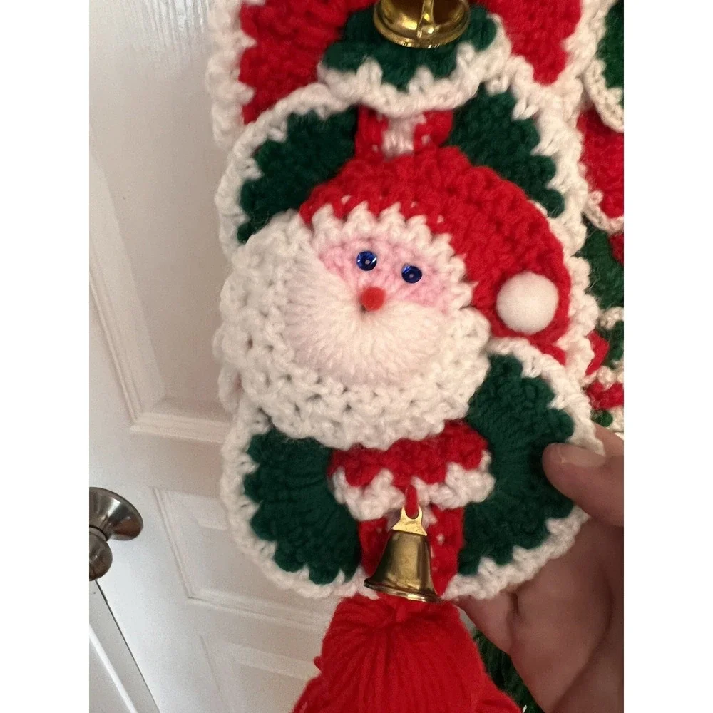 Vintage‎ 60s Handmade Crocheted Santa  Wall Hanger Red Green Tassle 4 x 31